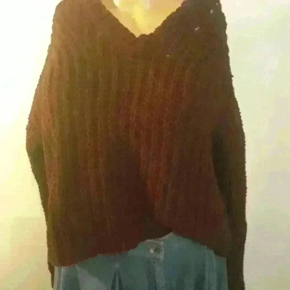 It's our  time brown sweater size size medium - Picture 3 of 5